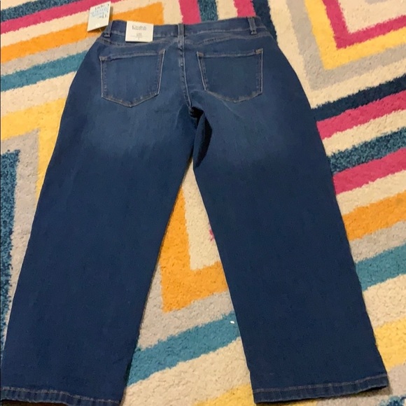 NWT Women’s 4 Denim Mid Rise Capri - Picture 4 of 8